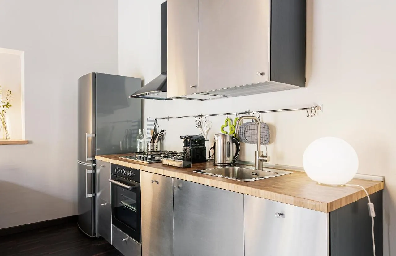 Apartment Stylish Milanese Studio - Via Cirillo