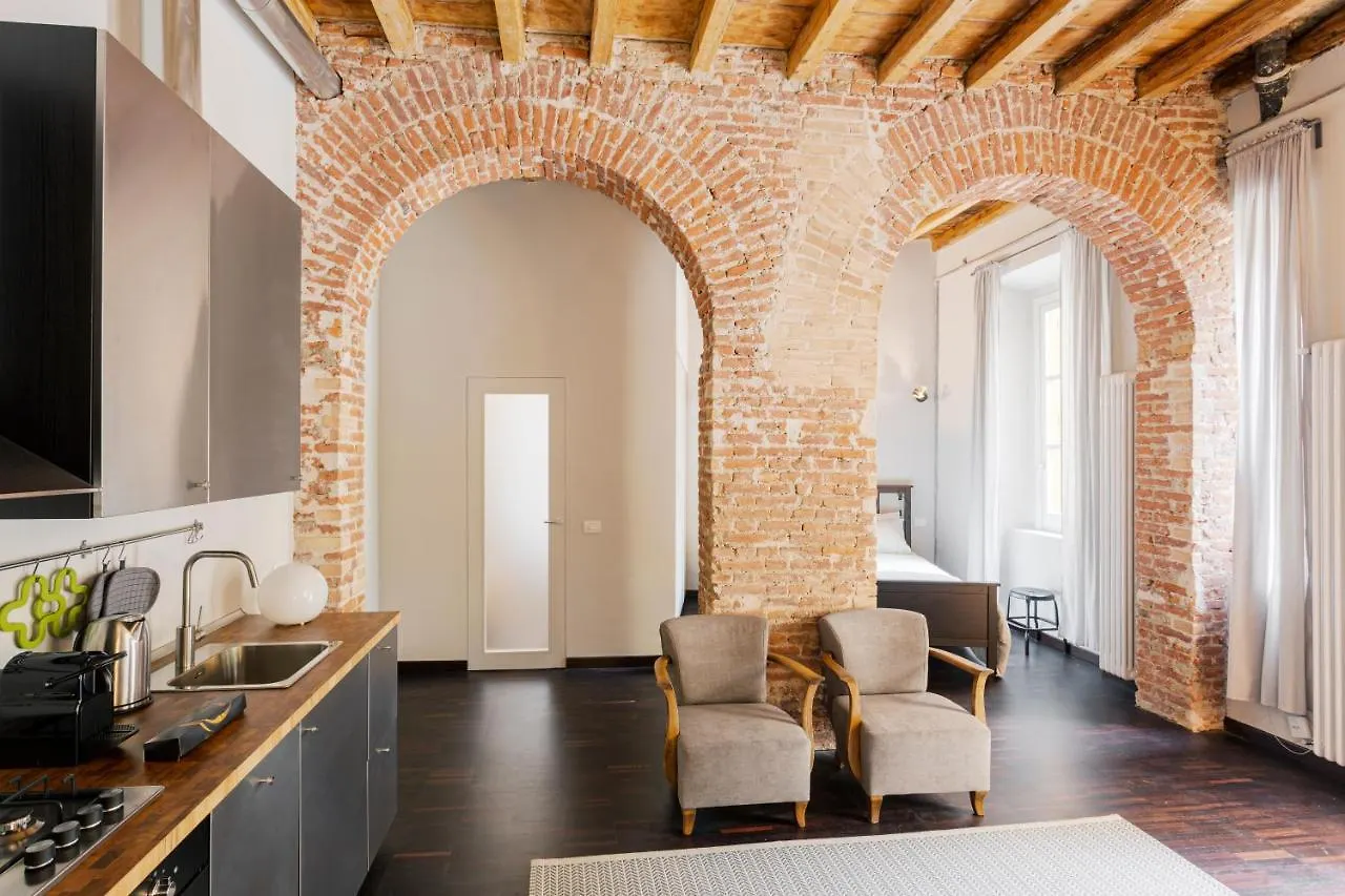Stylish Milanese Studio - Via Cirillo Italy