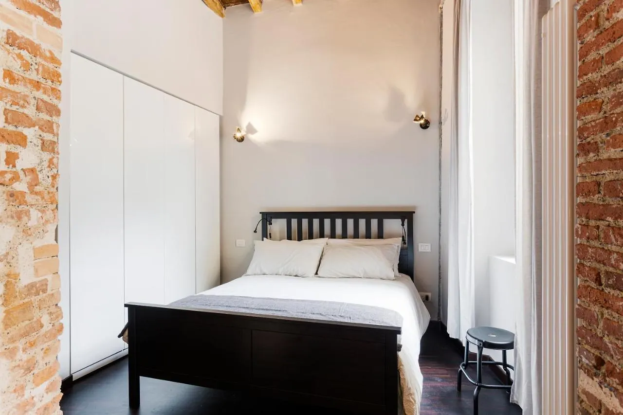 Stylish Milanese Studio - Via Cirillo