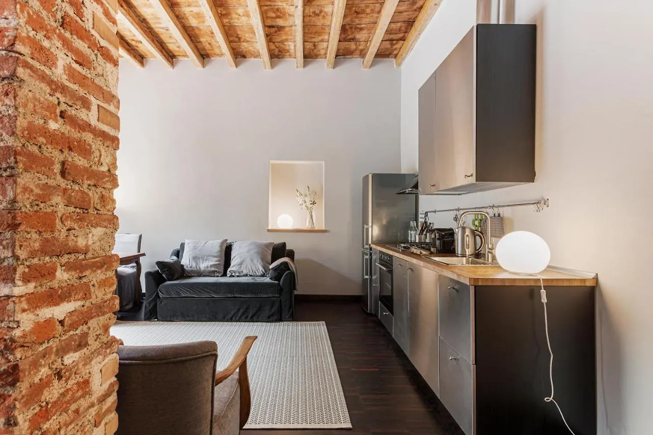 Stylish Milanese Studio - Via Cirillo Italy