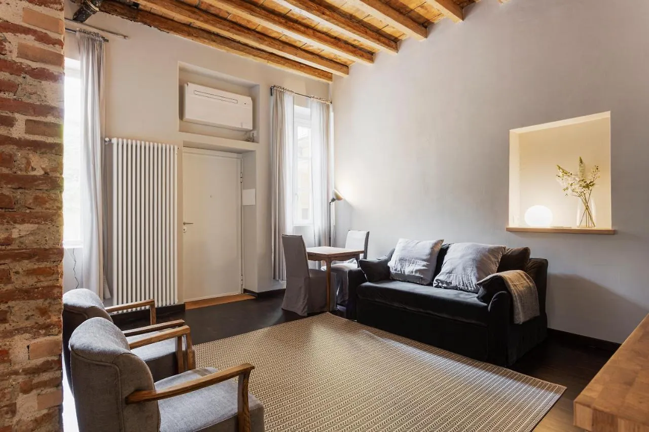 Stylish Milanese Studio - Via Cirillo Apartment Milan